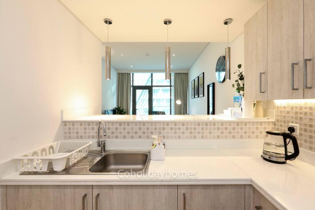 1 Bedroom Rooftop Infinity Pool & Padel Court Appartement *